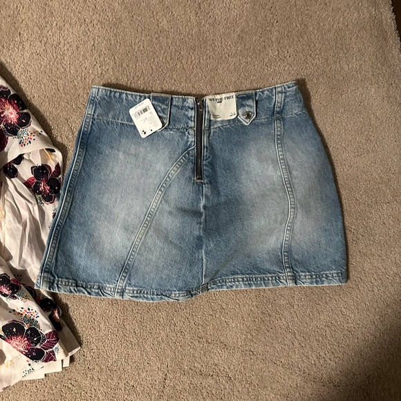 Free People Bundle - Picture 6 of 6